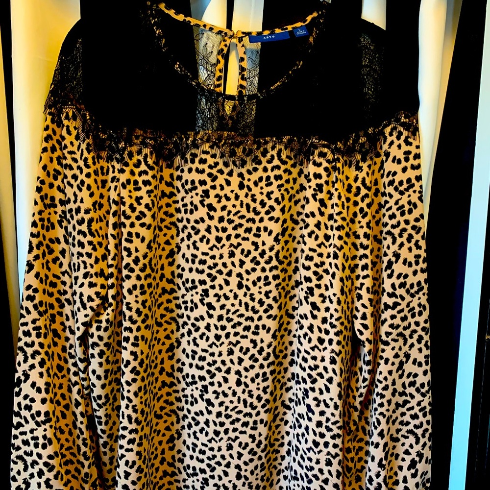 Nine West leopard lace blouse